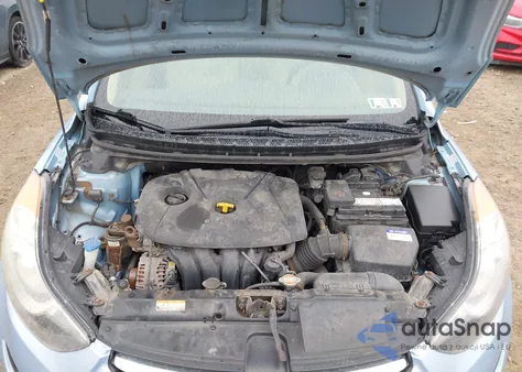 2011 Hyundai Elantra Gls (Ulsan Plant) z USA, uszkodzony, nr VIN KMHDH4AEXBU104112